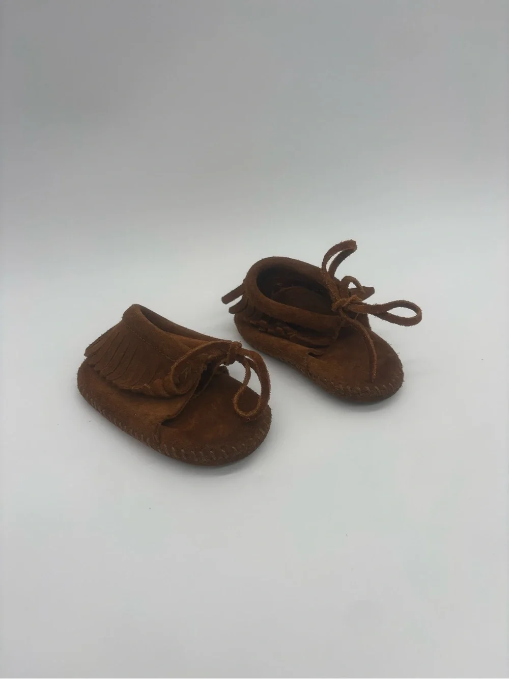 Minnetonka Brown Suede Fringe Baby Moccasins Size 3
